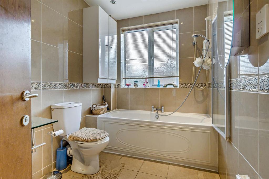 Family bathroom