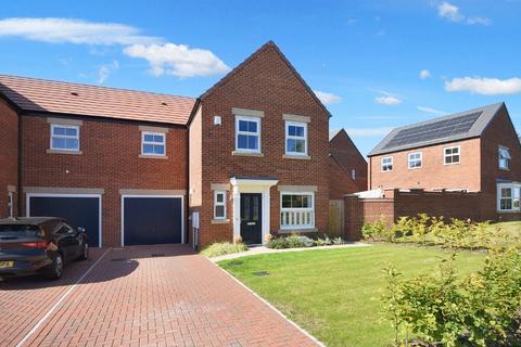 3 bedroom semi-detached house for sale, St. Swithins Drive, Stanley, Wakefield, West Yorkshire