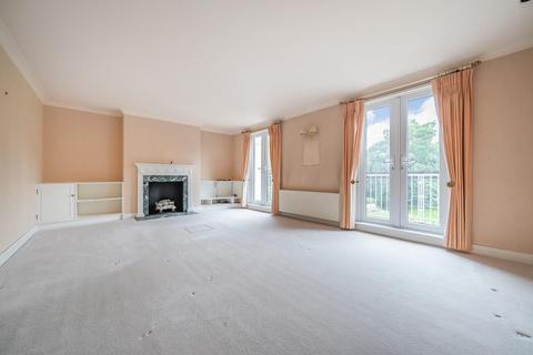 3 bedroom terraced house for sale, Baxendale, London