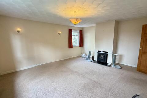 4 bedroom detached bungalow for sale, Woodside Grove, Pembroke