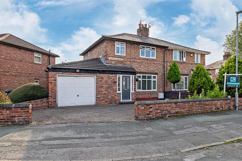 3 bedroom semi-detached house for sale, Richmond Avenue, Warrington