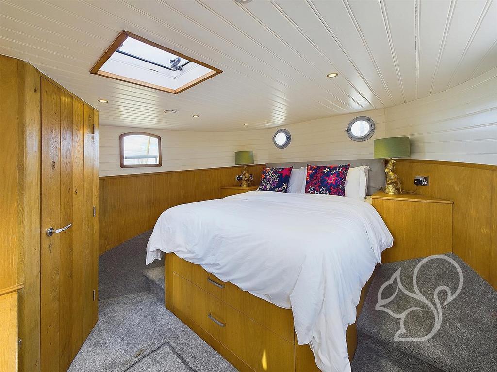 Second bedroom