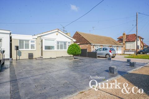 2 bedroom bungalow for sale, Rochford Road, Canvey Island, SS8