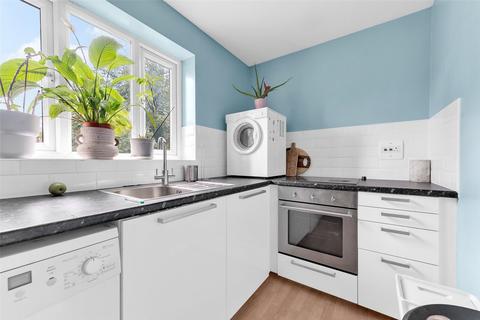 17 Chalkstone Close, Welling, DA16 3DJ