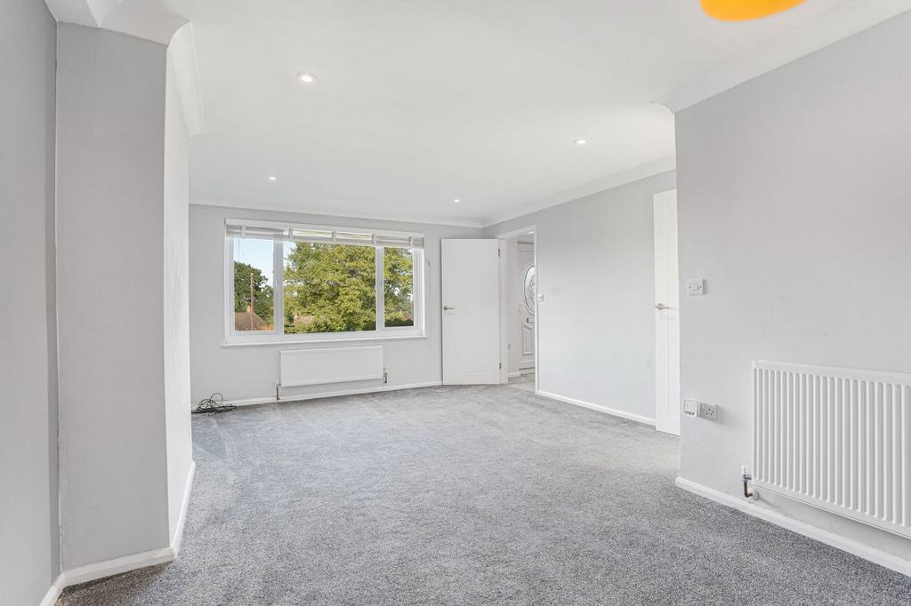 New Park, Halstead CO9 3 bed terraced house for sale £300,000