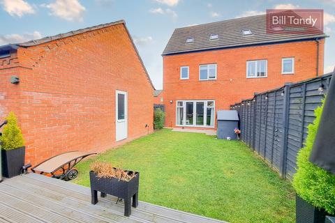 3 bedroom semi-detached house for sale, Tye Road, Fradley, Lichfield, WS13