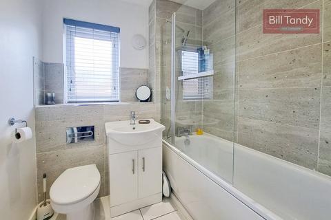 53 Tye Road, Fradley, Lichfield, WS13 8GW