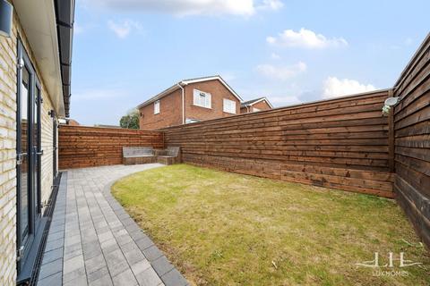 2 bedroom detached bungalow for sale, Lancaster Road, Rayleigh