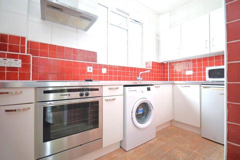 1 bedroom flat to rent, Kenton Court, Kensington High Street, London