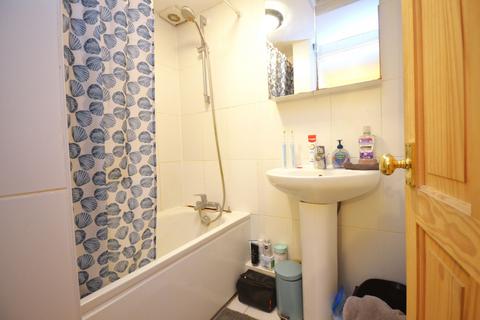 1 bedroom flat to rent, Maldon Road, London, W3 6SZ