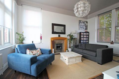 2 bedroom flat for sale, Blackwater Road, Eastbourne, BN20 7DH