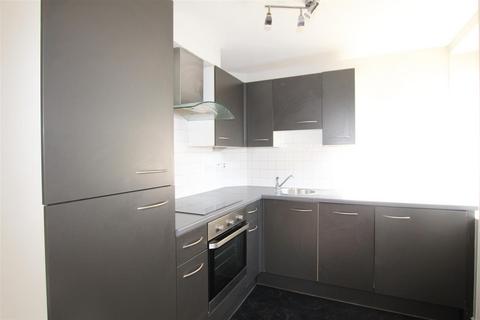 1 bedroom flat to rent, Avenue Road, Brentwood