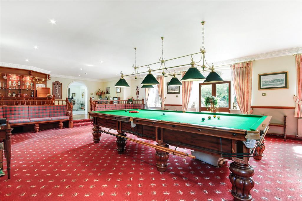 Snooker Room