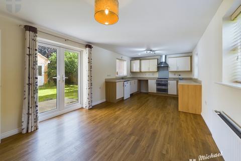 4 bedroom detached house to rent, Oxpen, AYLESBURY, HP18 0FN