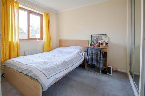 2 bedroom end of terrace house for sale, Hempstead Road, Haverhill CB9