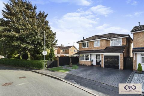 4 bedroom detached house for sale, Broadleigh Way, Crewe