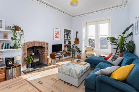 2 bedroom flat for sale, 252/4 Portobello High Street, Portobello, EH15 2AT