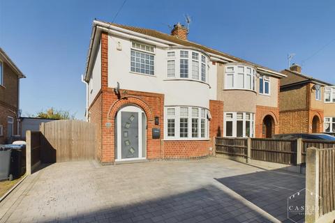 3 bedroom semi-detached house for sale, Barrie Road, Hinckley