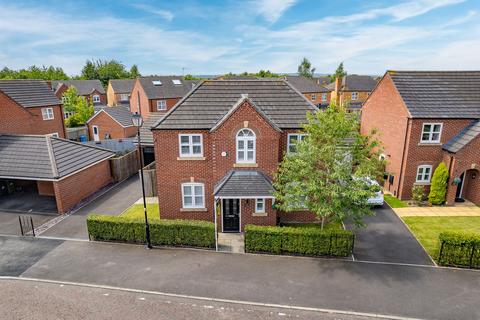 4 bedroom detached house for sale, Falkirk Avenue, Widnes WA8