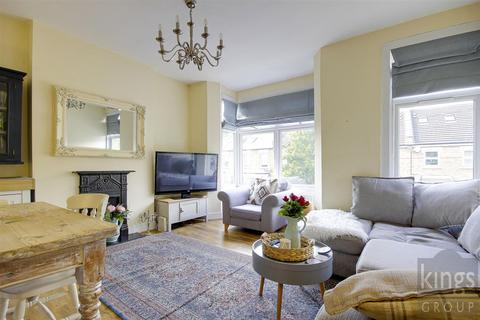 1 bedroom maisonette for sale, Birkbeck Road, Enfield