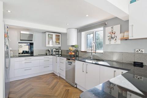 2, Garden Cottages Crowhurst Road, Crowhurst, Lingfield, RH7 6LY