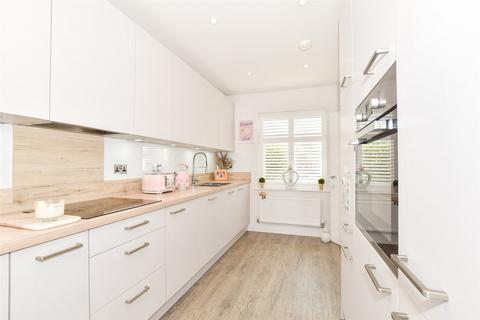 3 bedroom terraced house for sale, Kensett Avenue, Southwater, Horsham, West Sussex