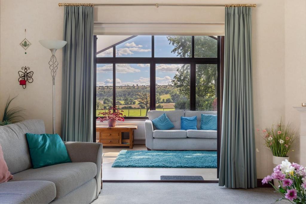 Sitting Room / View