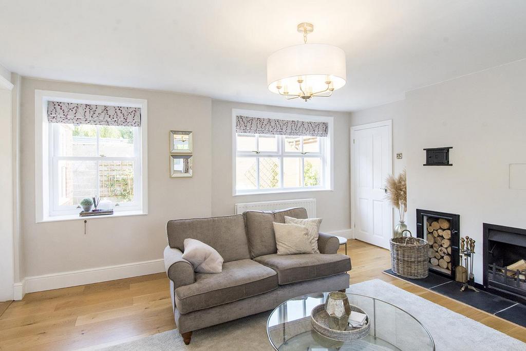 Lounge / Dining room