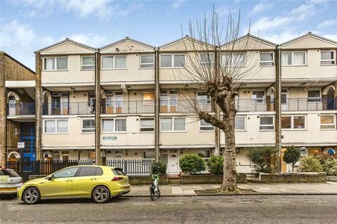 Kingsgate Estate, Tottenham Road, London, N1