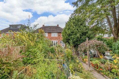 92 Colesbourne Road, Solihull, B92 8LF