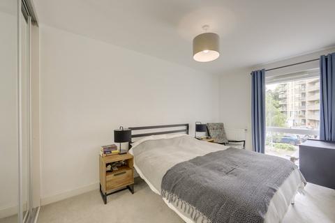 2 bedroom flat for sale, Adenmore Road, Catford, London, SE6