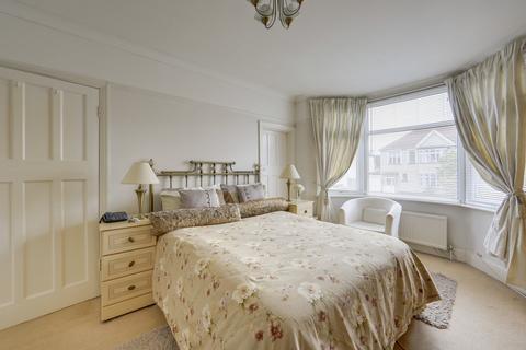 173 Bellingham Road, London, SE6 1EQ