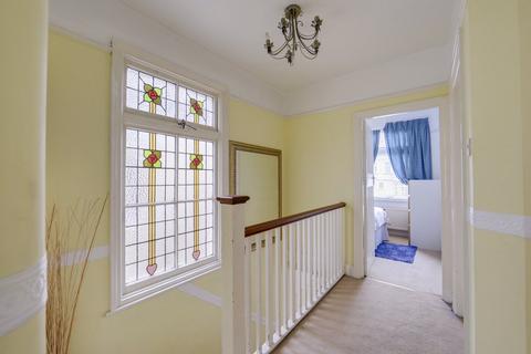 173 Bellingham Road, London, SE6 1EQ