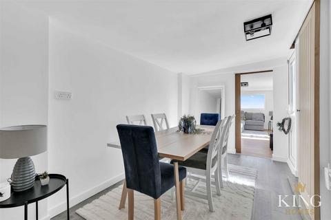 1325 Evesham Road, Astwood Bank, Redditch, B96 6AY