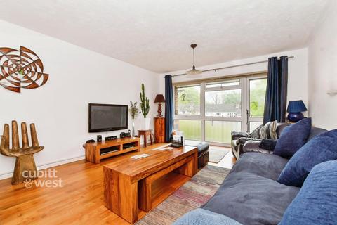 1 bedroom apartment to rent, Worcester Road Sutton SM2