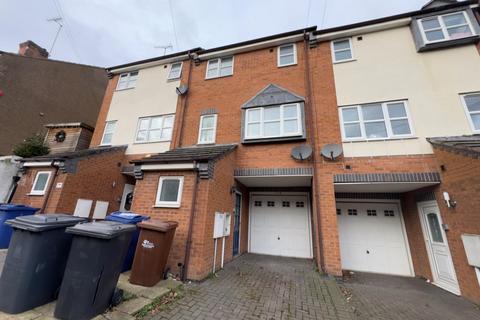 3 bedroom townhouse for sale, Church Hill Street, Burton-On-Trent DE15