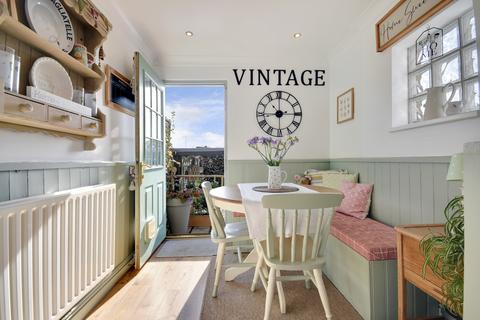 179 Barnard Road, Chelmsford, CM2 8RT