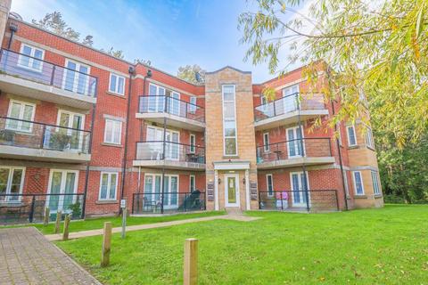 2 bedroom apartment for sale, Stormont Court, Wakehurst Gardens