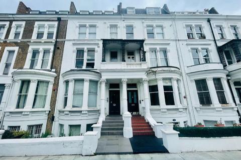 1 bedroom apartment for sale, Sinclair Road, West Kensington W14