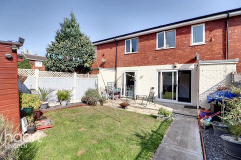 3 bedroom terraced house for sale, Snowberry Gardens, Lincoln