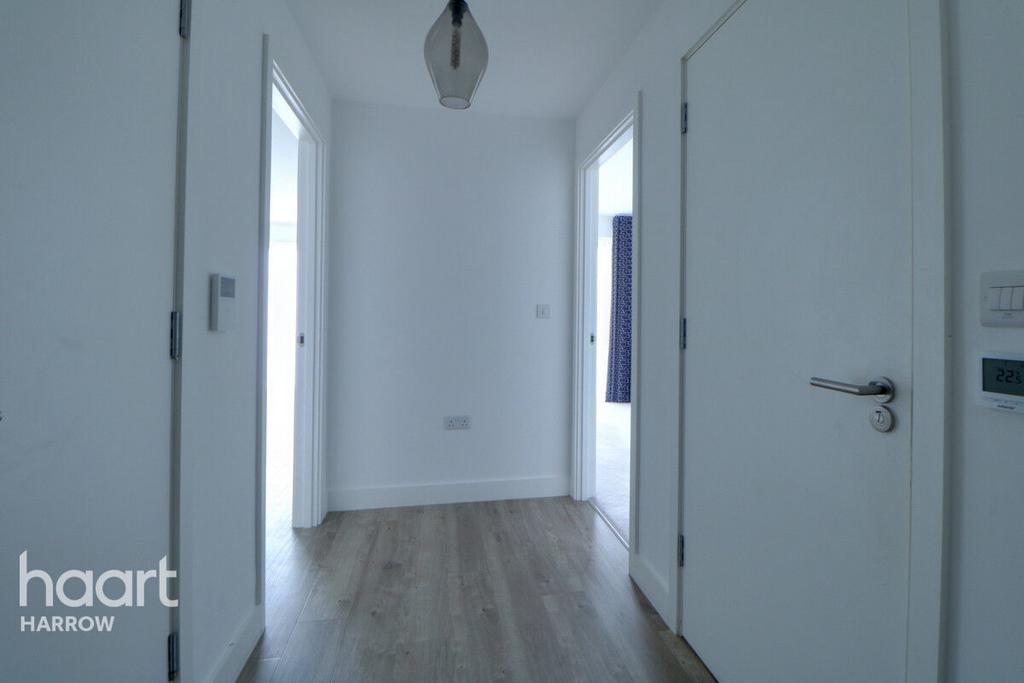 Harrow on the Hill 1 bed apartment for sale £325,000