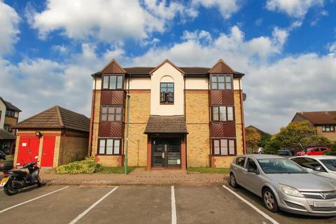 Studio for sale, Foxglove Way, Wallington SM6