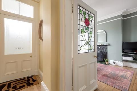 93 Bellevue Road, Edinburgh, EH7 4DG
