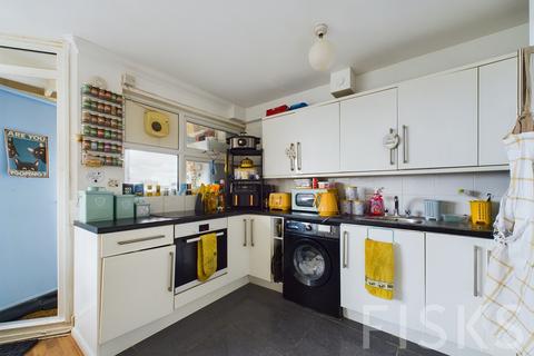 1 bedroom apartment for sale, Jones Close, Southend-on-sea, SS2