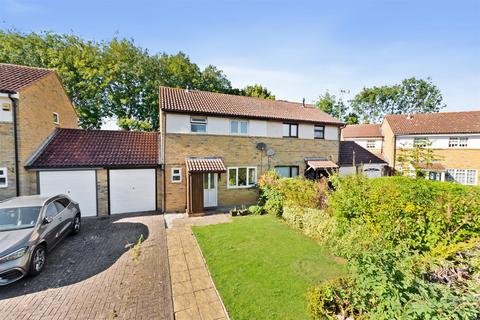 3 bedroom semi-detached house for sale, Tavelhurst, Milton Keynes MK8