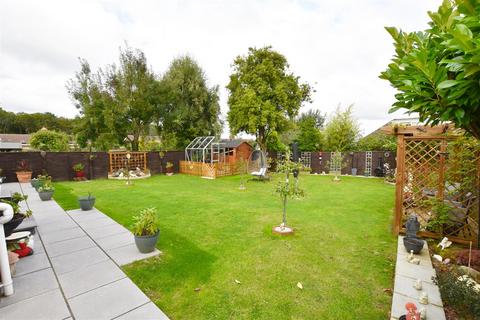 2 bedroom detached bungalow for sale, The Orchard, Broad Oak, Rye