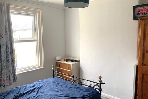 17 Union Street, Exeter, EX2 9BB