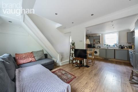 3 bedroom terraced house to rent, Lincoln Street, Brighton, East Sussex, BN2