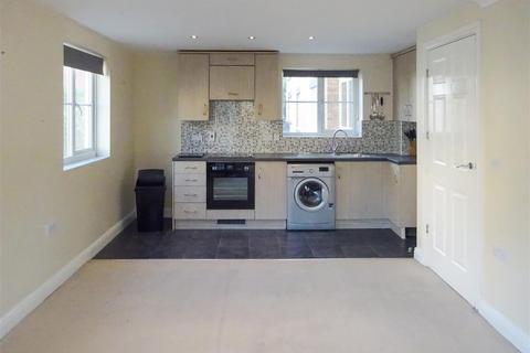 2 bedroom flat to rent, Poppy Fields, Kettering NN16