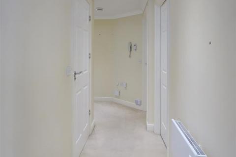 2 bedroom flat to rent, Poppy Fields, Kettering NN16